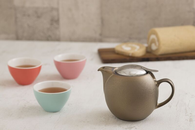 Zero Japan Gold Finish Universal Teapot